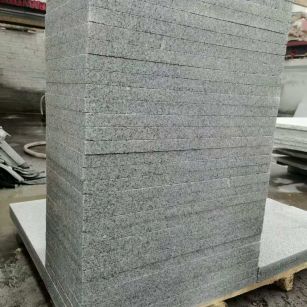 驻马店 花岗岩 地铺成品300*600，尺寸标准、厚薄均匀
