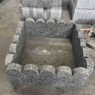 驻马店 花边石、花坛围栏石、花池界石、菜园栅栏石、镶边石、波浪状界石介绍