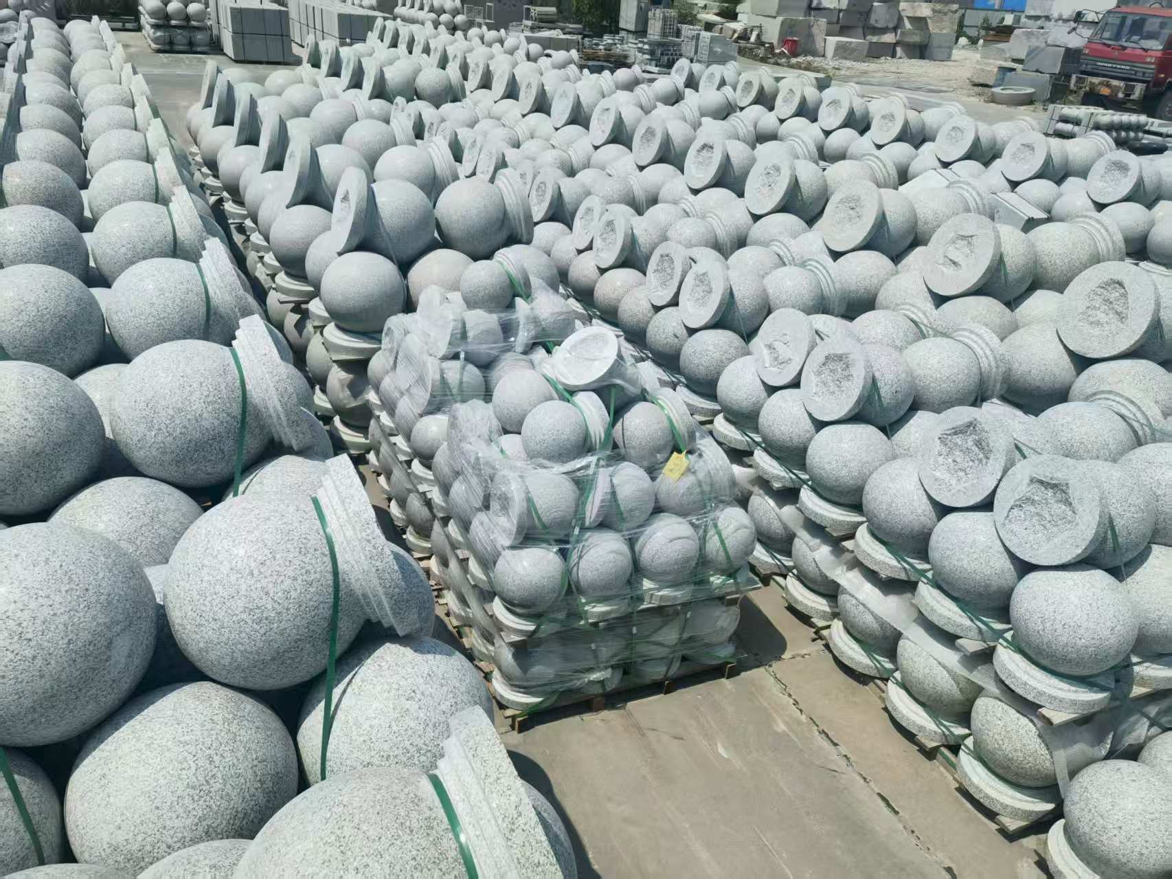 驻马店 花岗岩实心圆球，石球，挡车球，挡车石，车止石，路障石。
