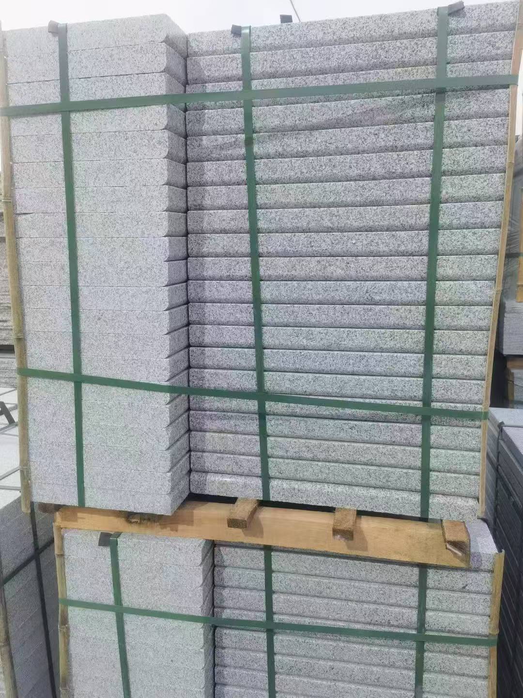 驻马店 5公分芝麻白，倒斜角，室外楼梯踏步