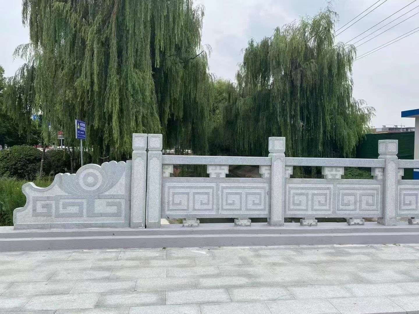 驻马店 芝麻灰桥栏杆、河道栏杆安装效果