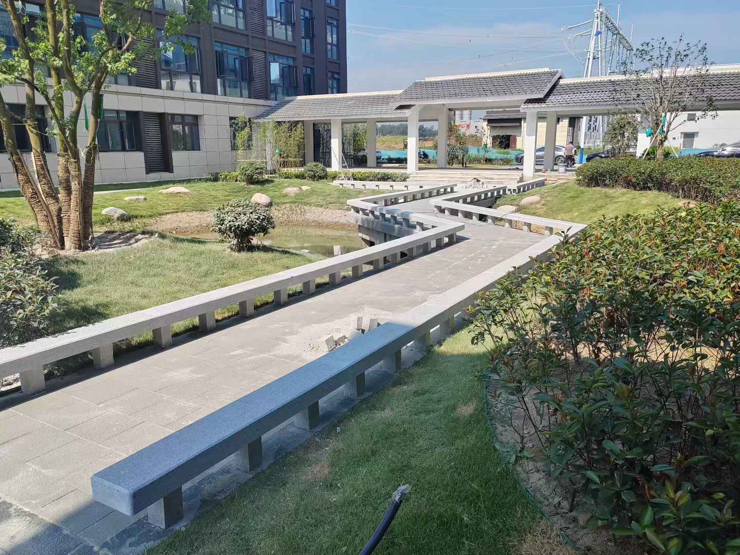 驻马店 芝麻灰小区坐凳&栏杆安装效果