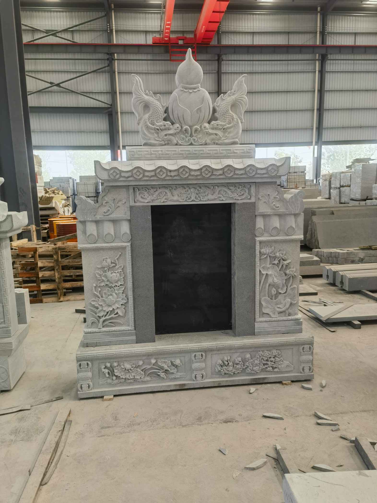 驻马店 芝麻灰高档墓碑、土墓，一套也支持定做