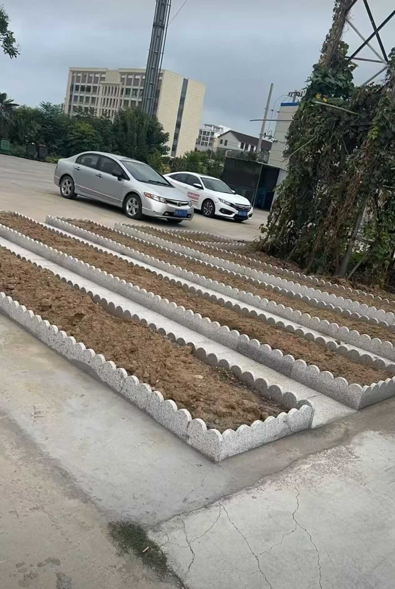 驻马店 花边石、花围石、花园石安装效果