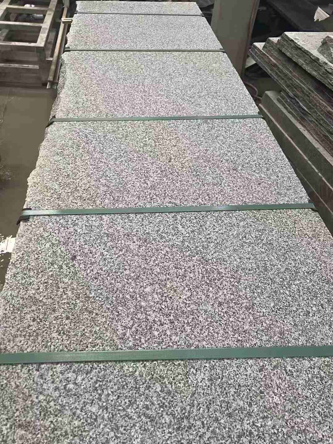 驻马店 芝麻黑火烧面