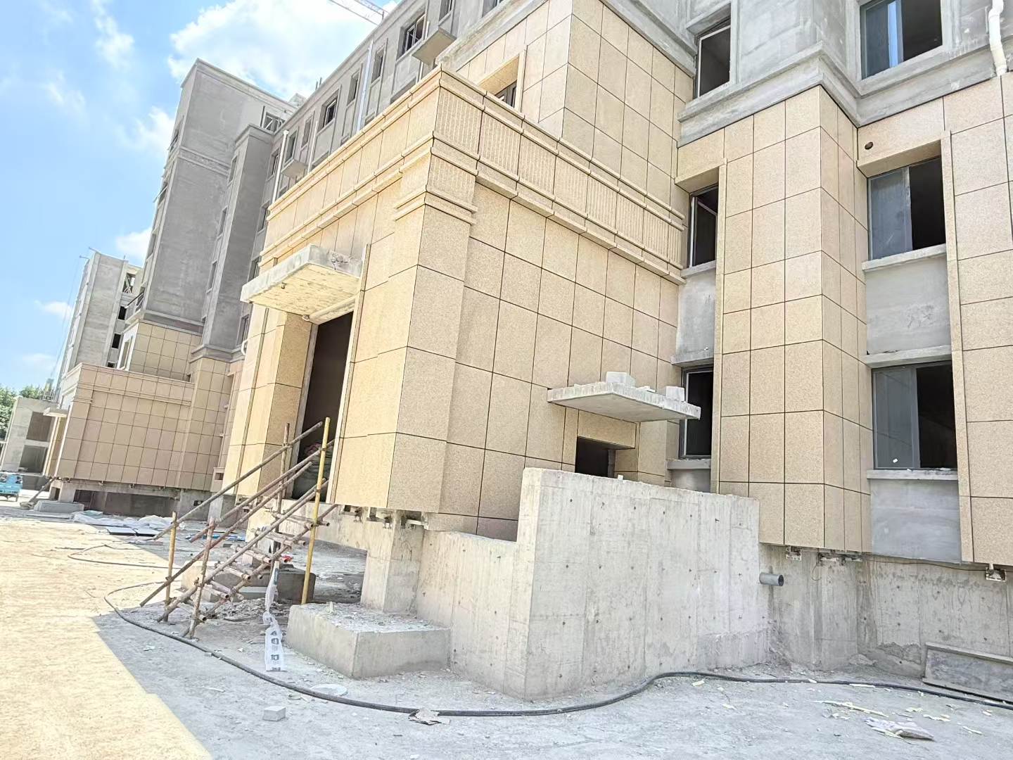 驻马店 黄金麻干挂，工地实拍